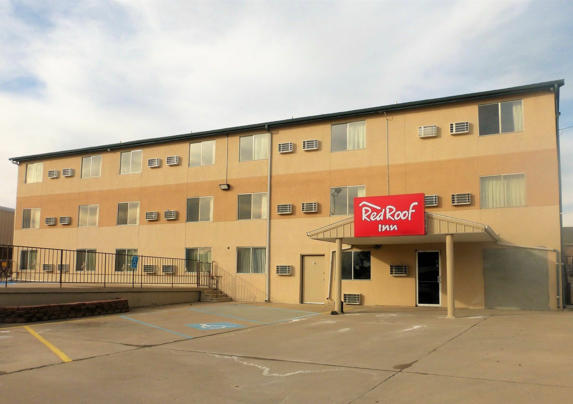 Red Roof Inn Cameron Exteriér fotografie